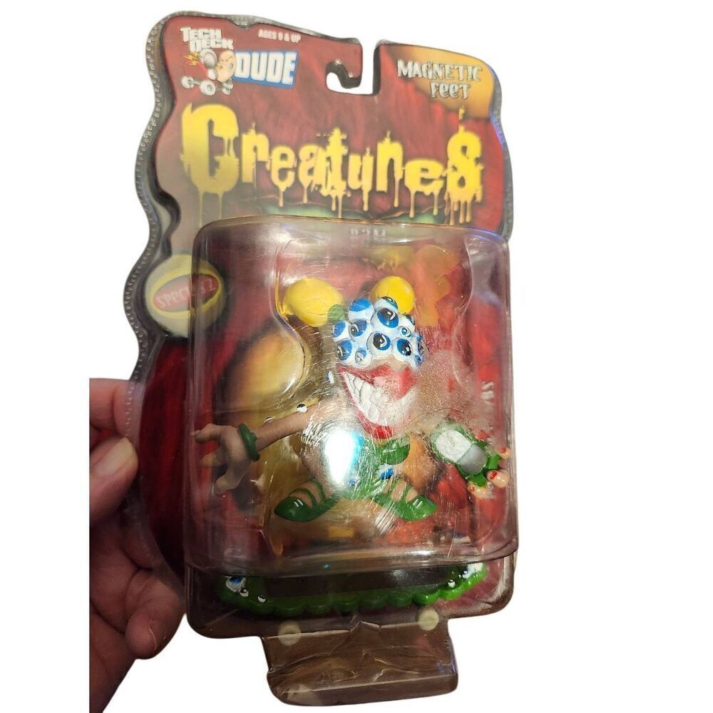 Tech Deck Dude Creatures #112 Pam Species 2 action figure and skateboard set.  V